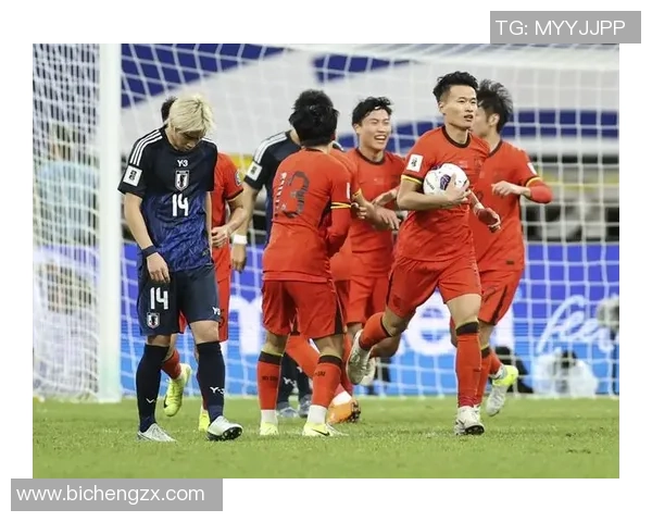 日本与乌克兰友谊赛精彩对决展现足球魅力与团队精神